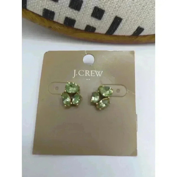 NWT J Crew Green Gemstone Cluster Gold Earrings Womens Jewelry Floral Design - Picture 1 of 5